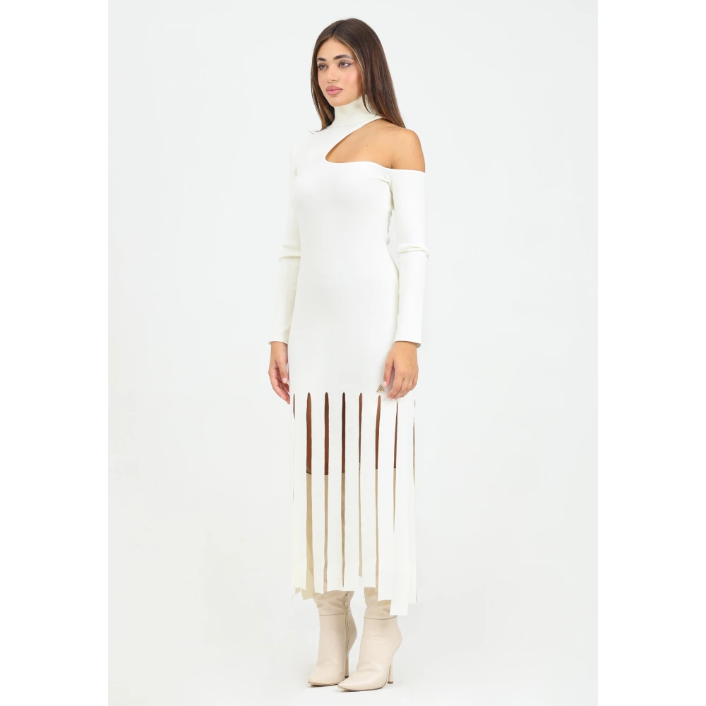 Akep Crème Gebreide Midi Jurk met Schouder Cut Out en Franje Detail Beige Dames
