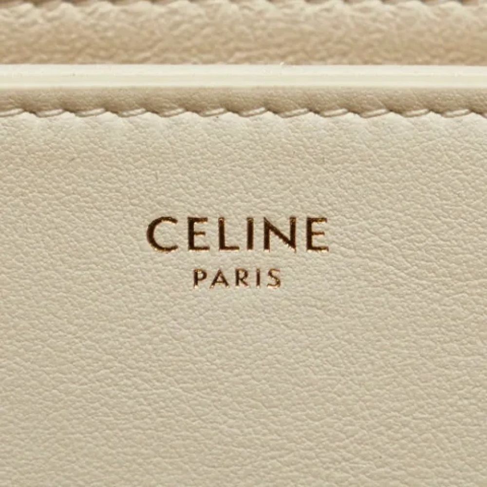 Celine Vintage Pre-owned Leather shoulder-bags White Dames