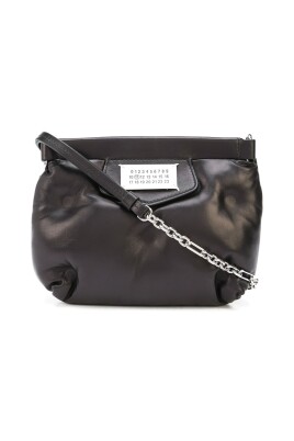 black-leather-shoulder-bag-with-logo