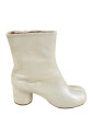stylish-boots-for-men-and-women