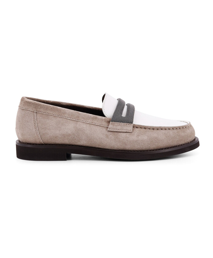 white-flat-shoes-with-iconic-detail