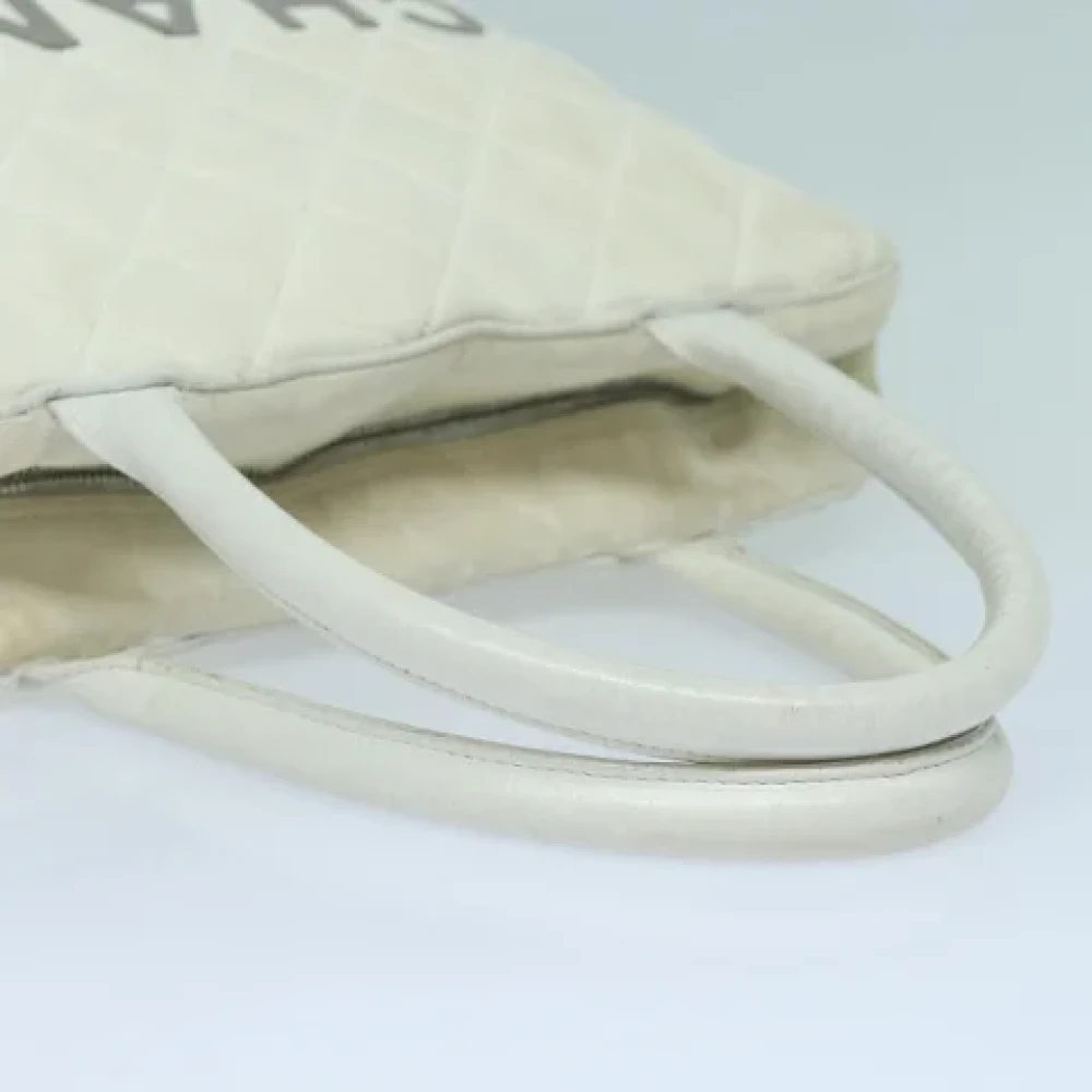 Chanel Vintage Pre-owned Canvas handbags White Dames