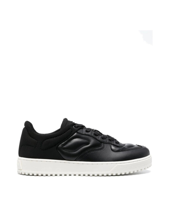 leather-casual-sneaker