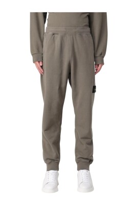 modern-green-sweatpants