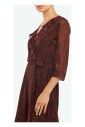 robe-rouge-a-volants-et-col-en-v