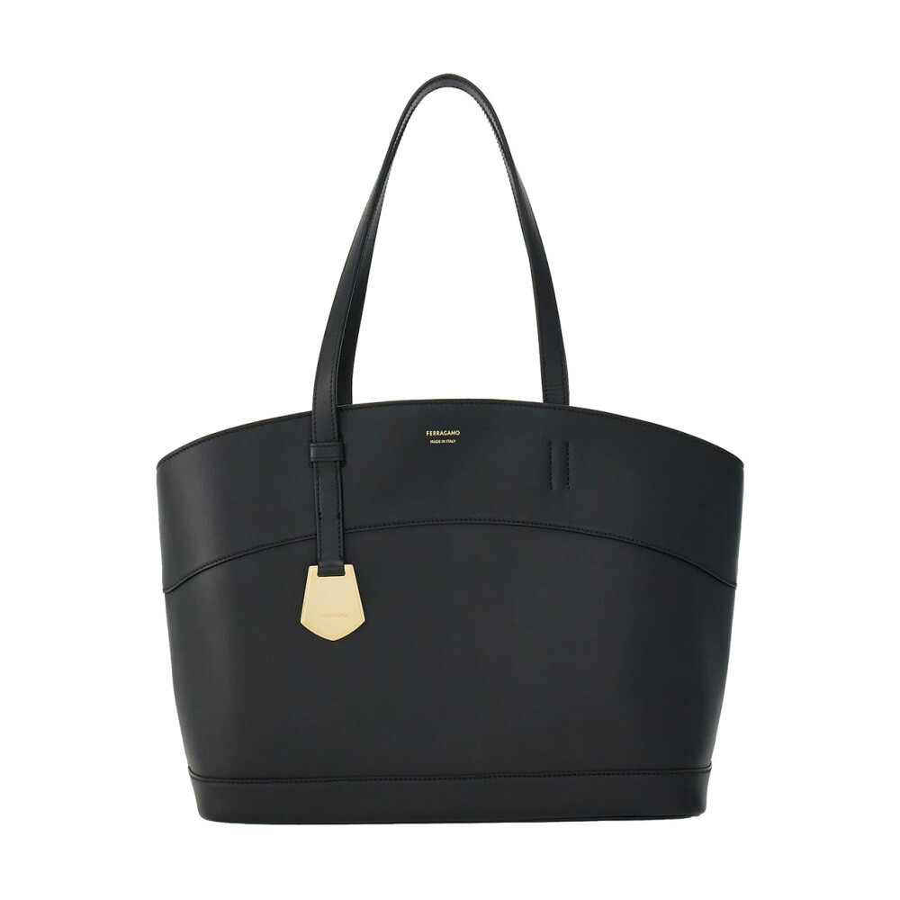 Ferragamo on sale nero bag