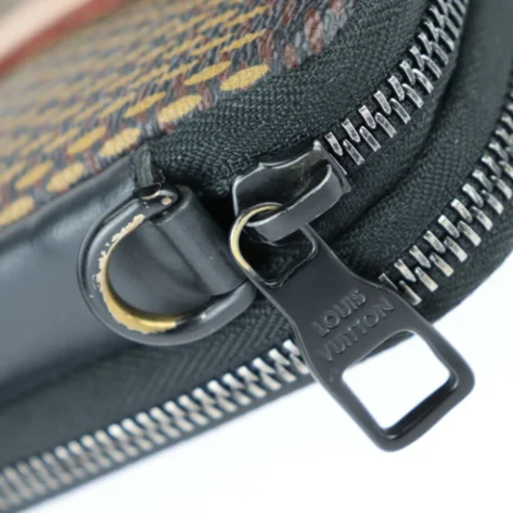 Louis Vuitton Vintage Pre-owned Canvas shoulder-bags Brown Dames