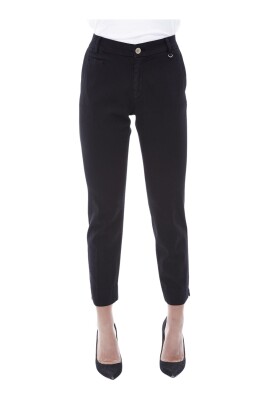 slim-fit-trousers