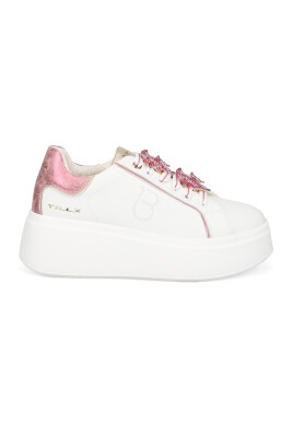 white-leather-platform-sneakers-with-rhinestone-fish-accessories