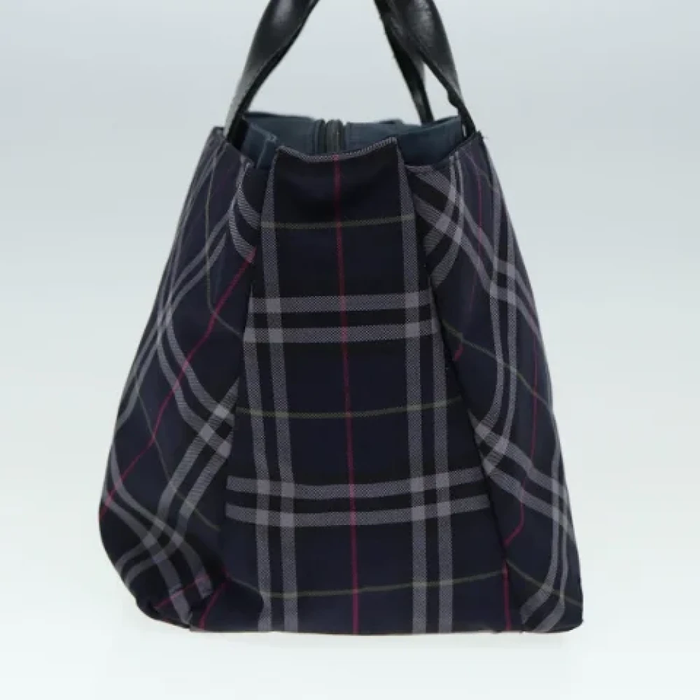 Burberry Vintage Pre-owned Nylon handbags Blue Dames