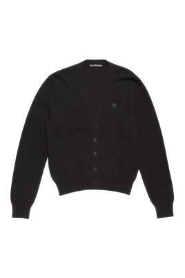 pull-en-tricot-noir