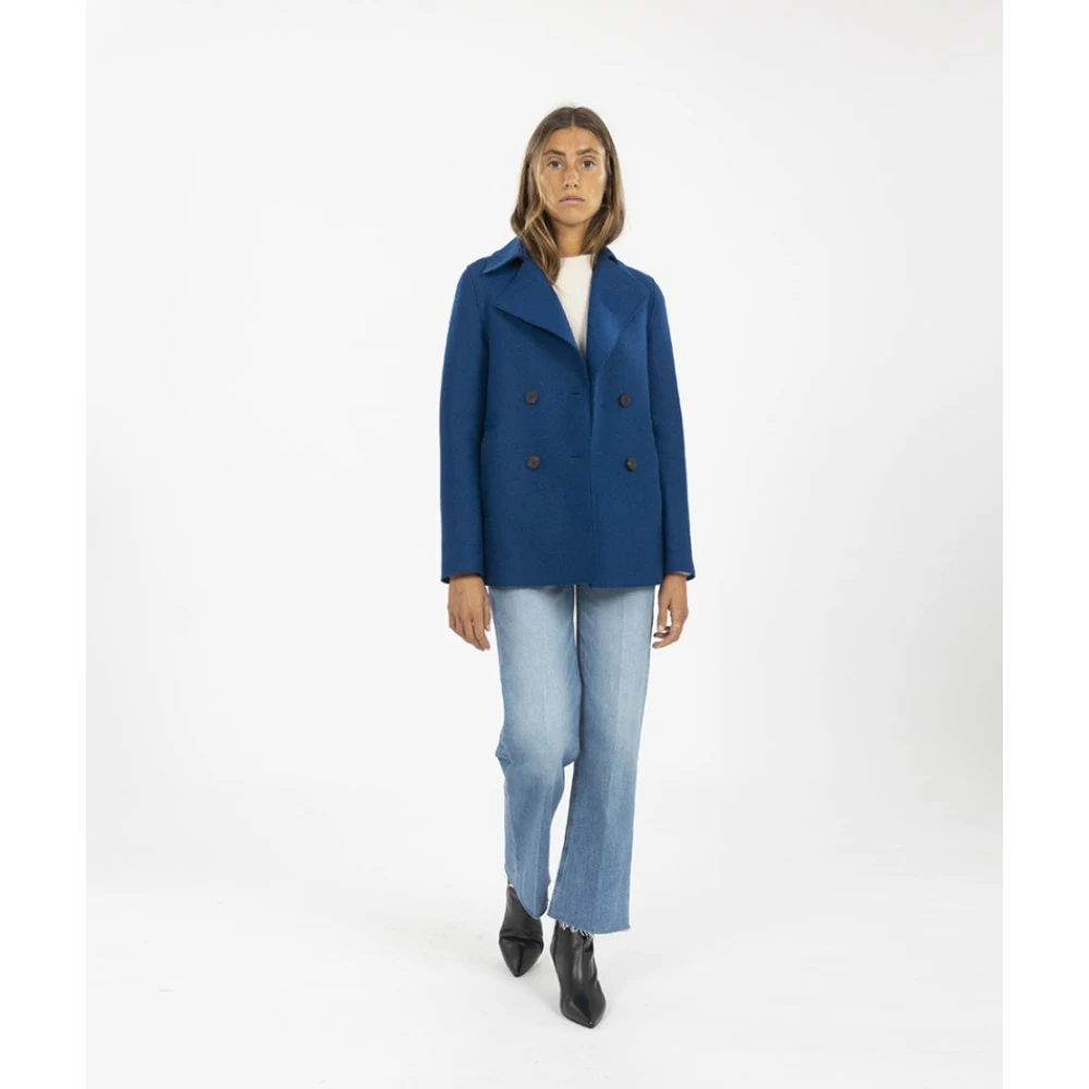 Harris Wharf London Korte Peacoat Jas met Brede Revers Blue Dames