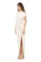 elegante-robe-longue-a-encolure-asymetrique
