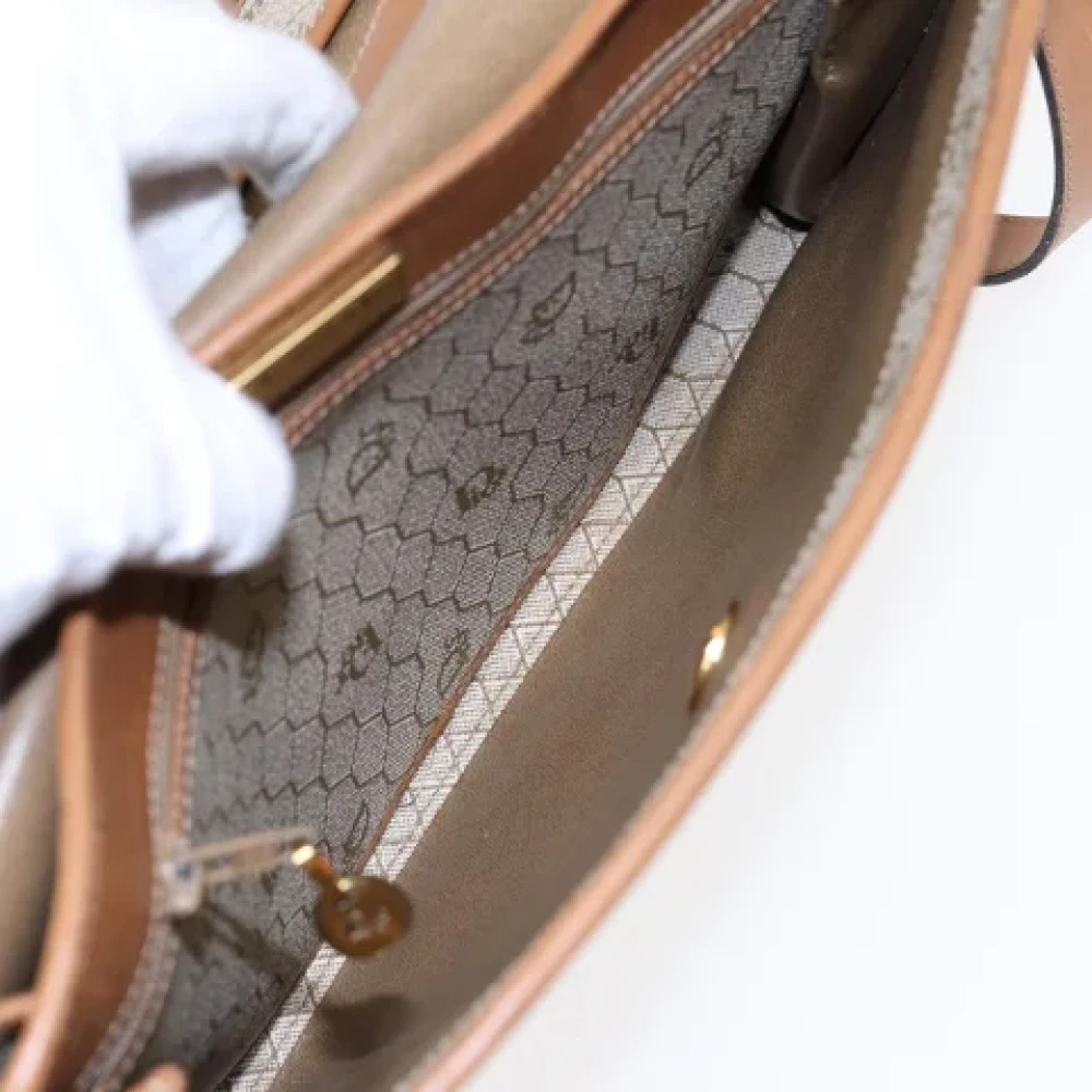 Dior Vintage Pre-owned Leather handbags Beige Dames