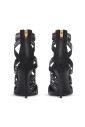 zwarte-stiletto-hak-suede-afwerking