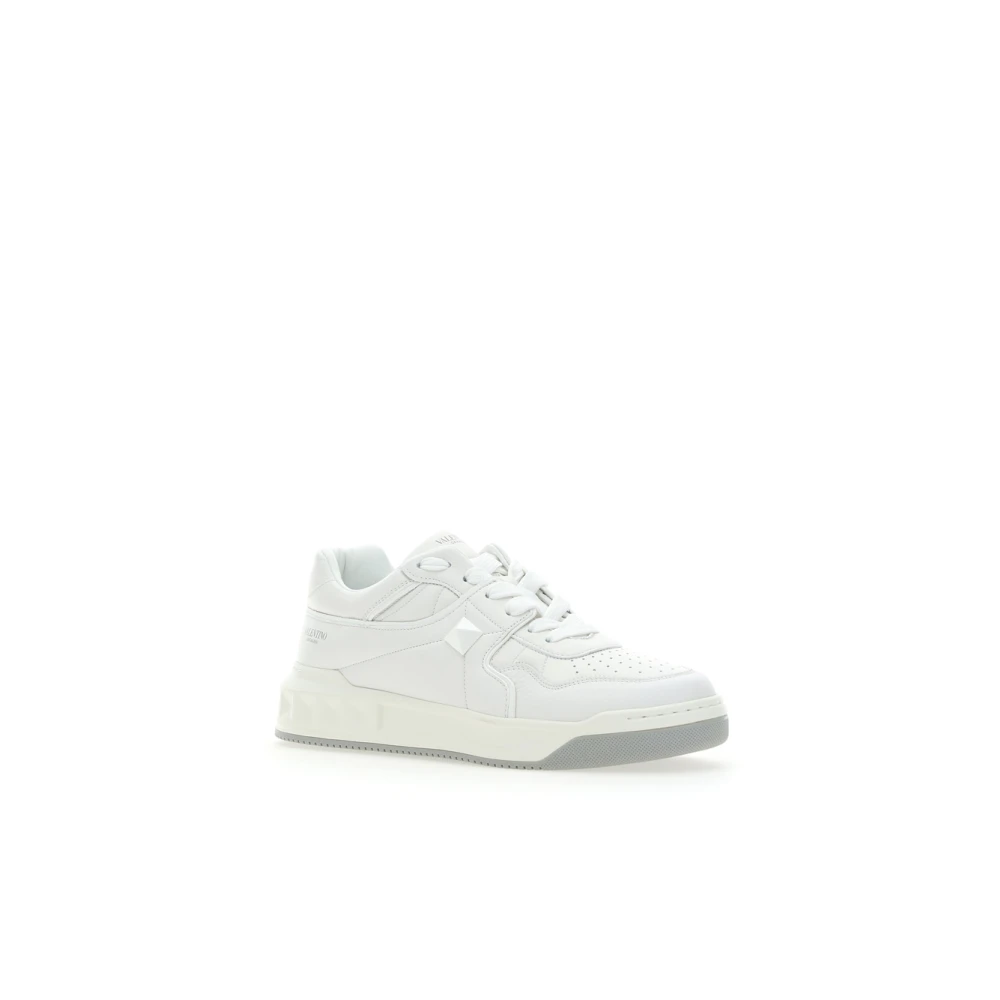 Valentino Garavani Men's White One Stud Trainers - Sneakers - 7 Uk - Shoes