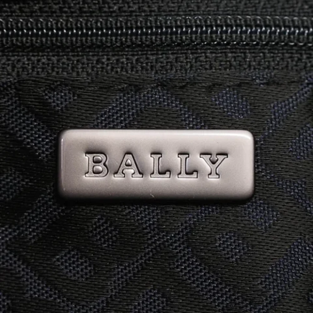 Bally Pre-owned Nylon shoulder-bags Pink Dames