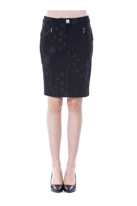 tube-skirt-short-fashionable