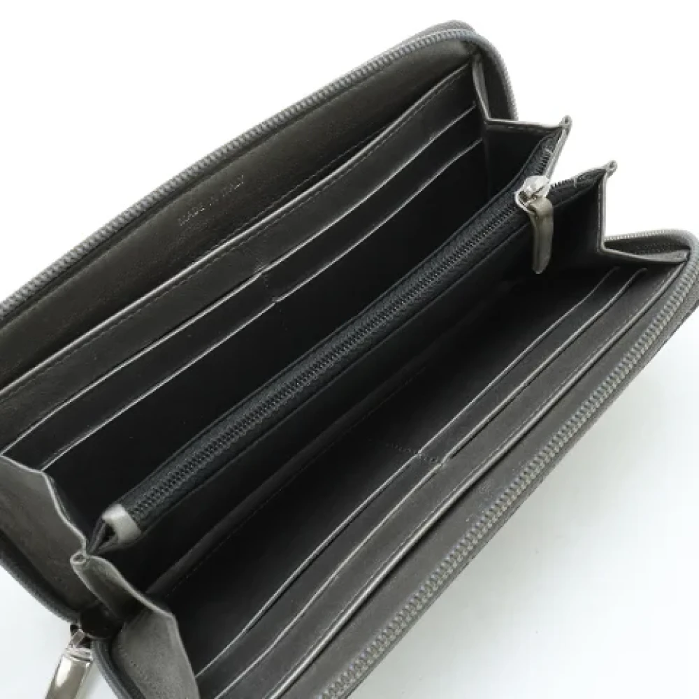 Chanel Vintage Pre-owned Leather wallets Gray Dames