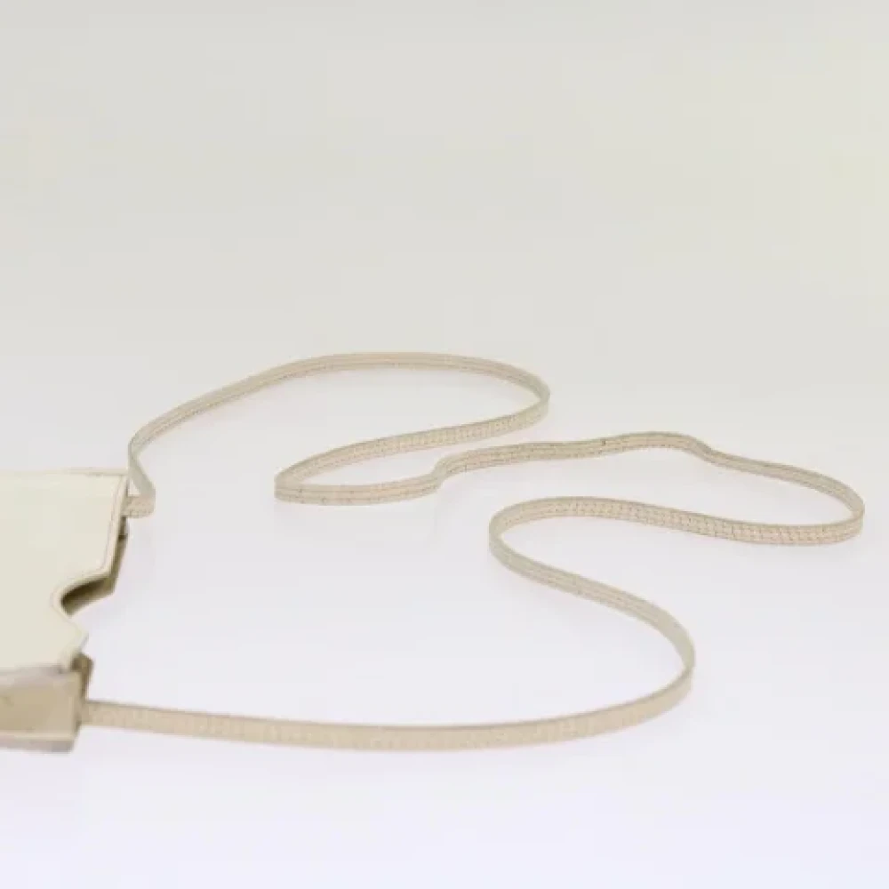 Hermès Vintage Pre-owned Leather shoulder-bags White Dames