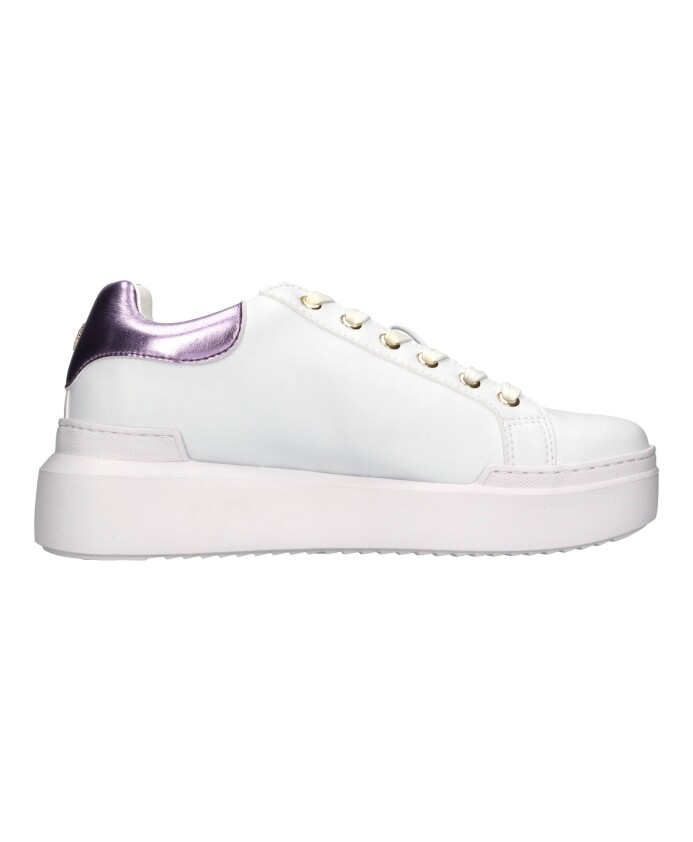 baskets-blanches