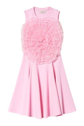 rose-girl-outfit
