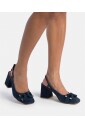 heeled-shoe-detail
