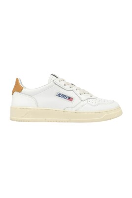 sneakers-blancs-style-vintage-low-top