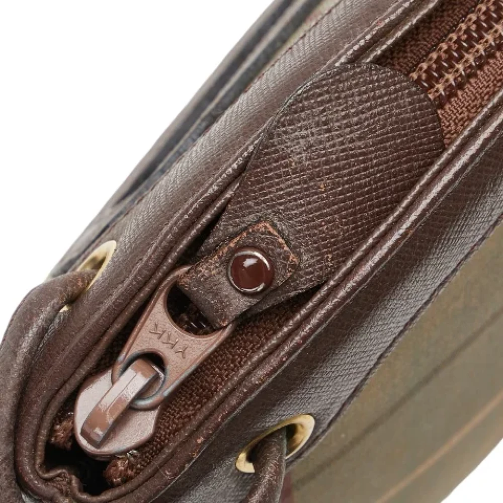 Burberry Vintage Pre-owned Canvas clutches Brown Dames