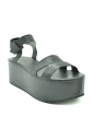 moderne-kile-sandaler-til-kvinder