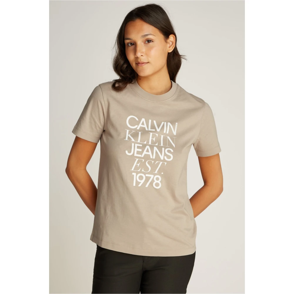 Calvin Klein Logo Print Katoenen T-shirt Beige Dames
