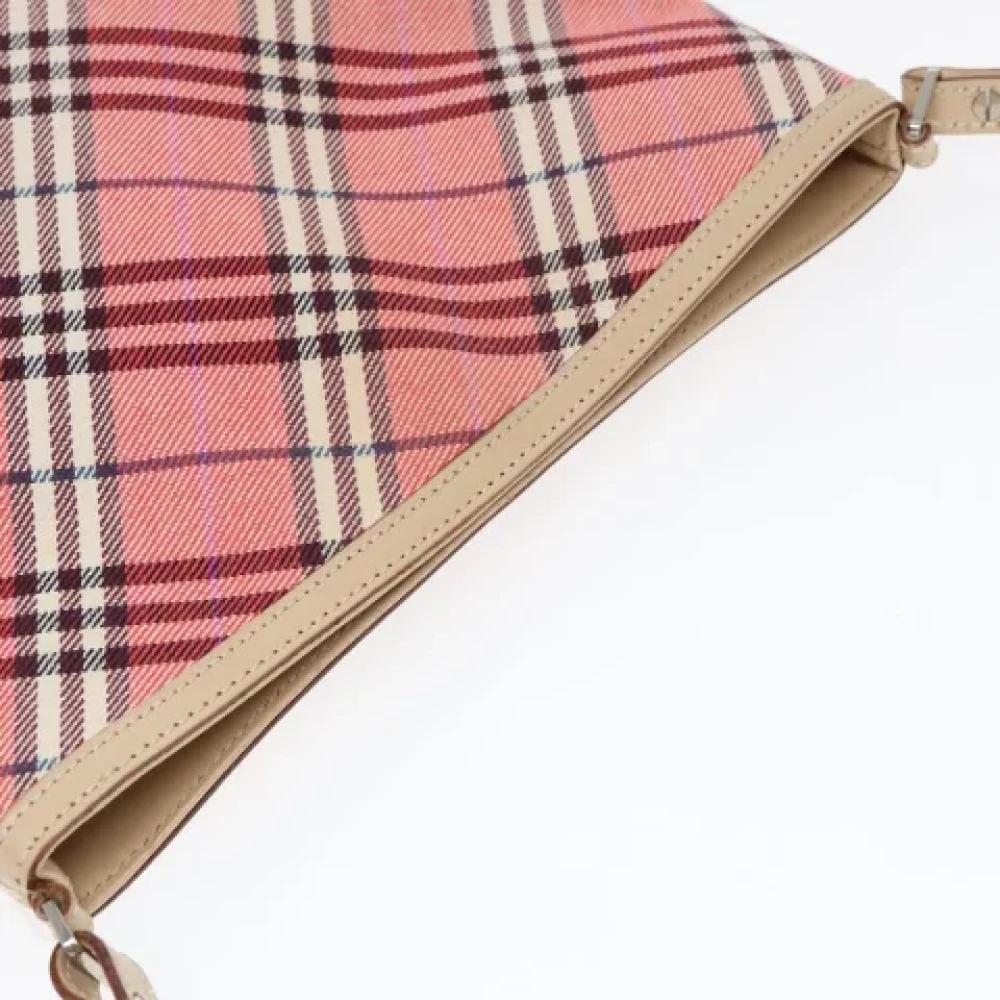 Burberry Vintage Pre-owned Canvas shoulder-bags Red Dames