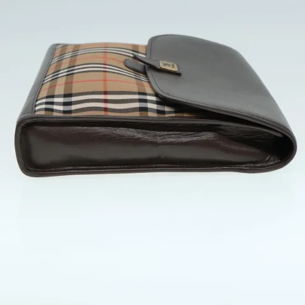 Burberry Vintage Pre-owned Canvas clutches Beige Dames