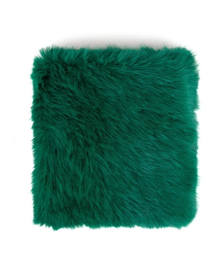 echarpe-verte-en-fourrure-synthetique