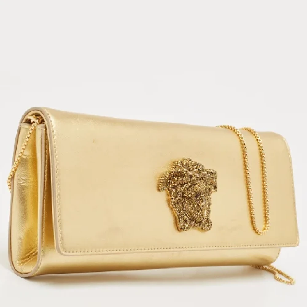 Versace Pre-owned Leather clutches Yellow Dames