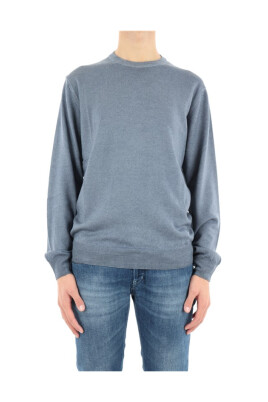 crewneck-sweater