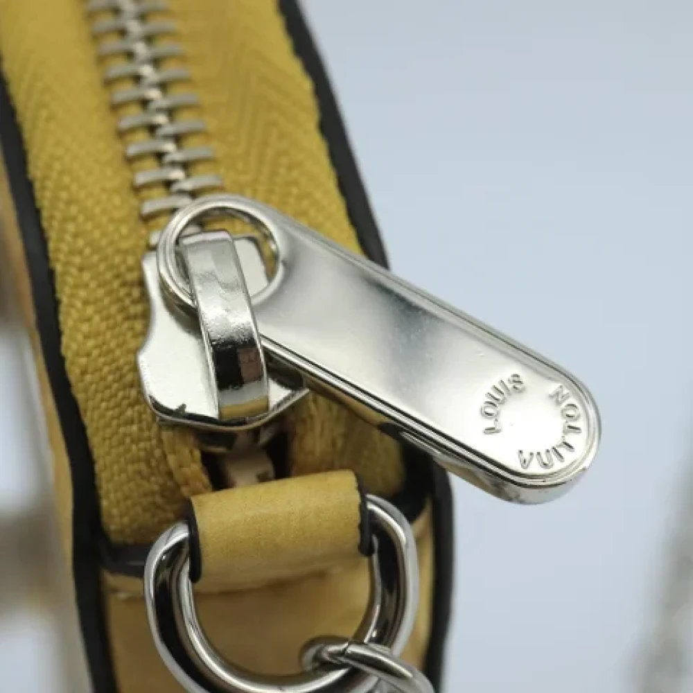 Louis Vuitton Vintage Pre-owned Coated canvas wallets Yellow Dames