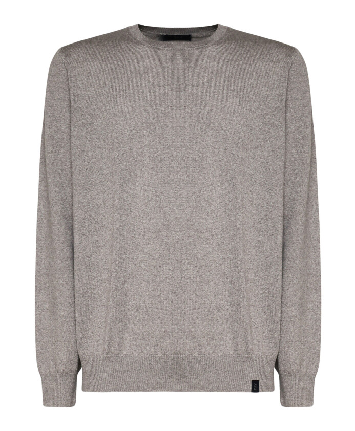 pull-en-laine-rasee-avec-ecusson-logo