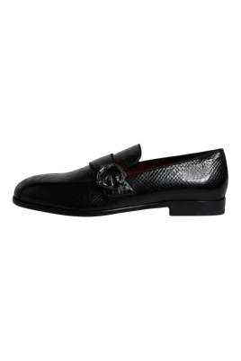 Loafers suit