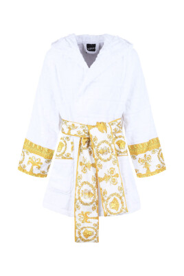 baroque-short-bathrobe-white-homeware