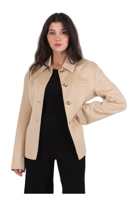 high-buttoned-tailored-blazer