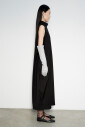 robe-longue-fluide-sans-manches