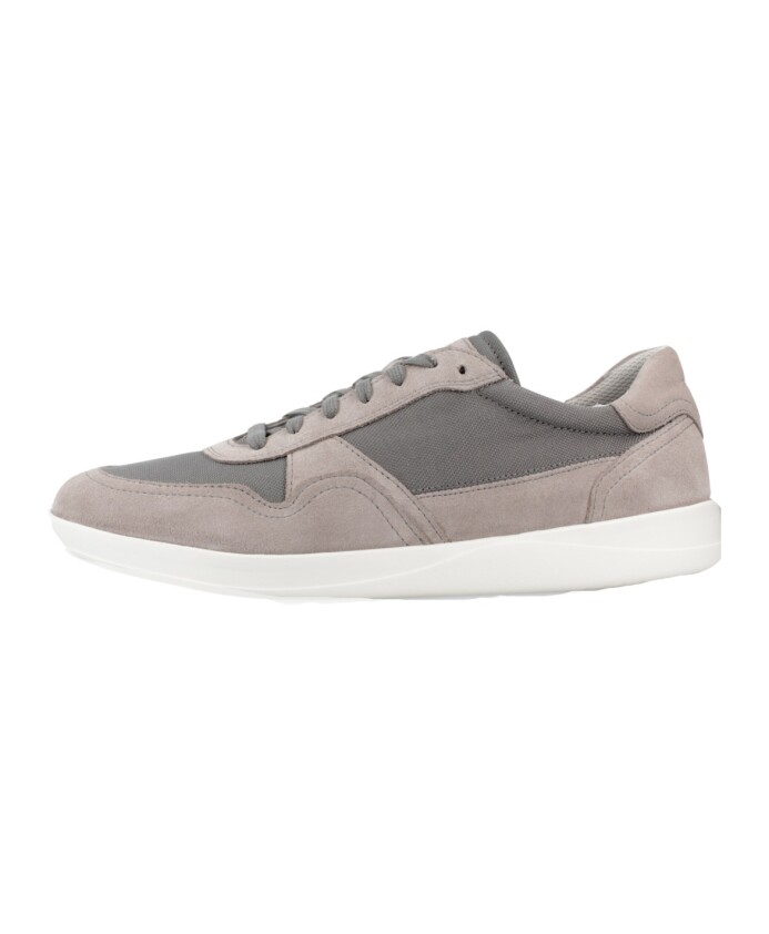 sneakers-moderne-kennet