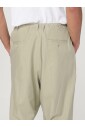 pantalon-en-coton-plisse-beige