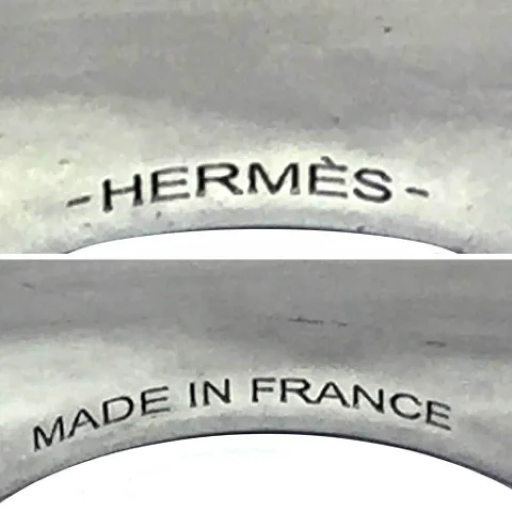 Hermès Vintage Pre-owned Metal scarves Gray Dames