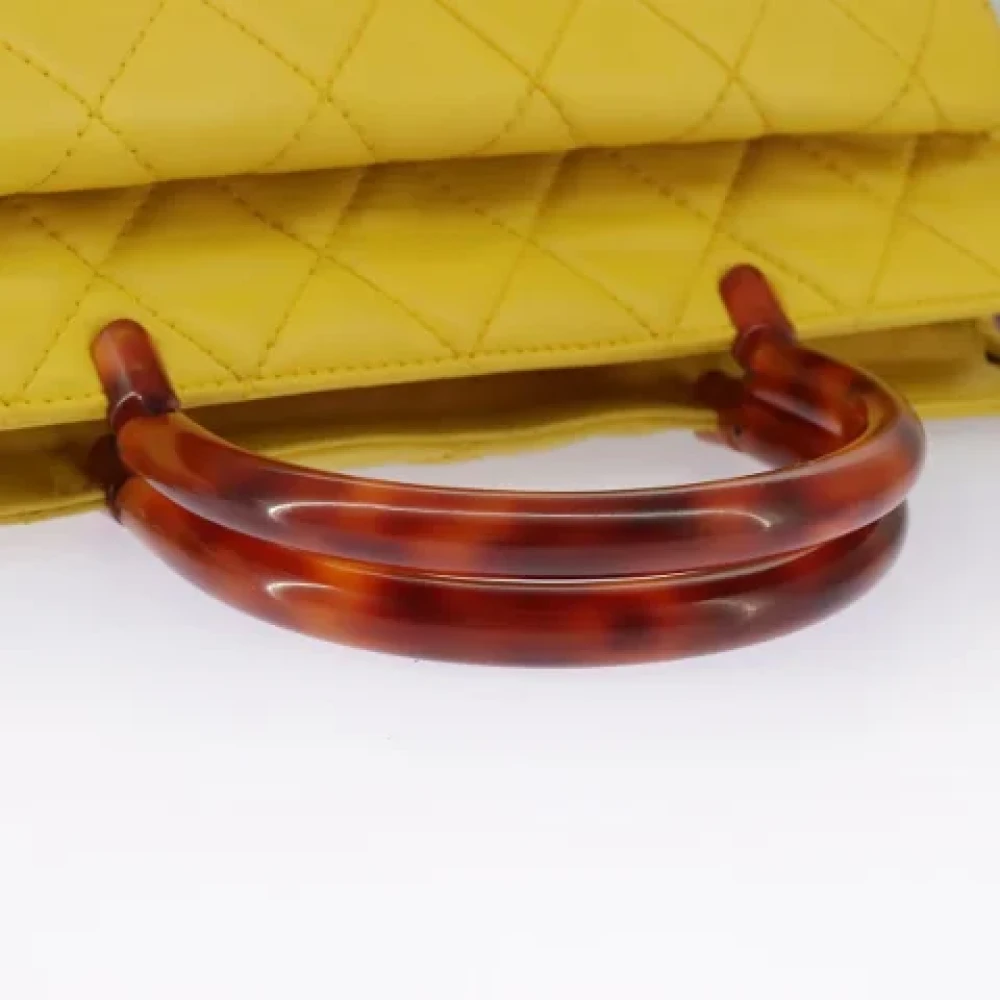 Chanel Vintage Pre-owned Leather handbags Yellow Dames