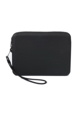 Necessaire