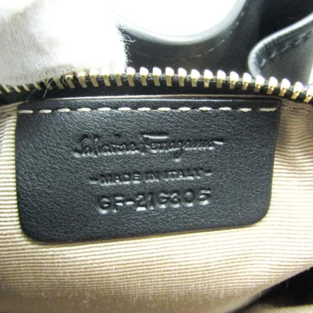 Salvatore Ferragamo Pre-owned Canvas handbags White Dames