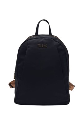 stilren-ryggsack-med-dragkedja