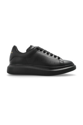 oversized-sneakers